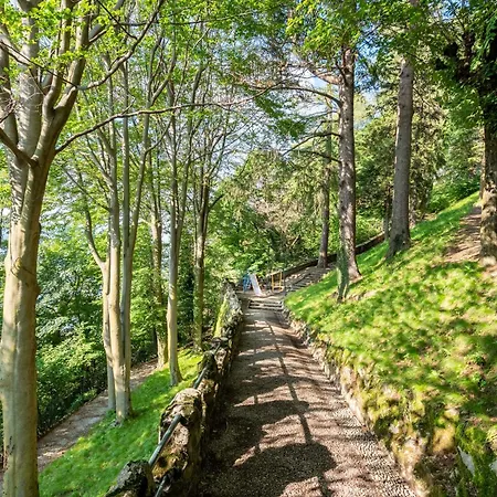 Villa Jolanda By Reste Italy Brunate