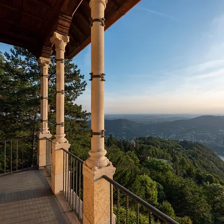 Villa Jolanda By Reste Italy *