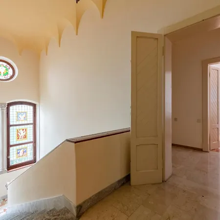 Villa Jolanda By Reste Italy *